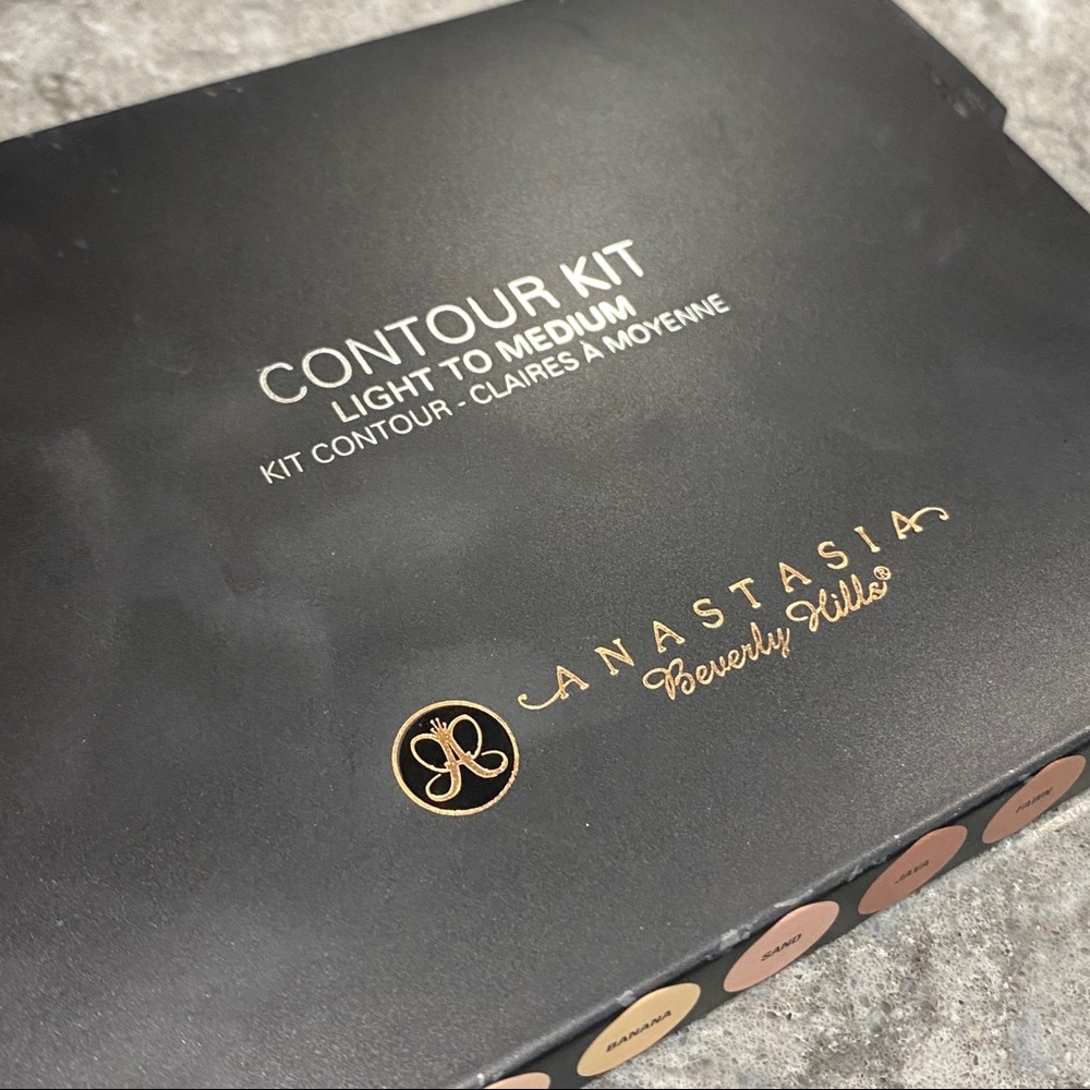 Anastasia Beverly Hills Contour Kit light to medium highlighter powder shade set - Picture 7 of 11